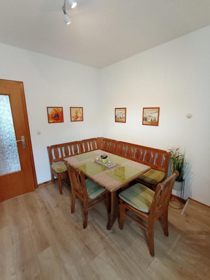 Ferienwohnung-am-kirchplatz Apartment